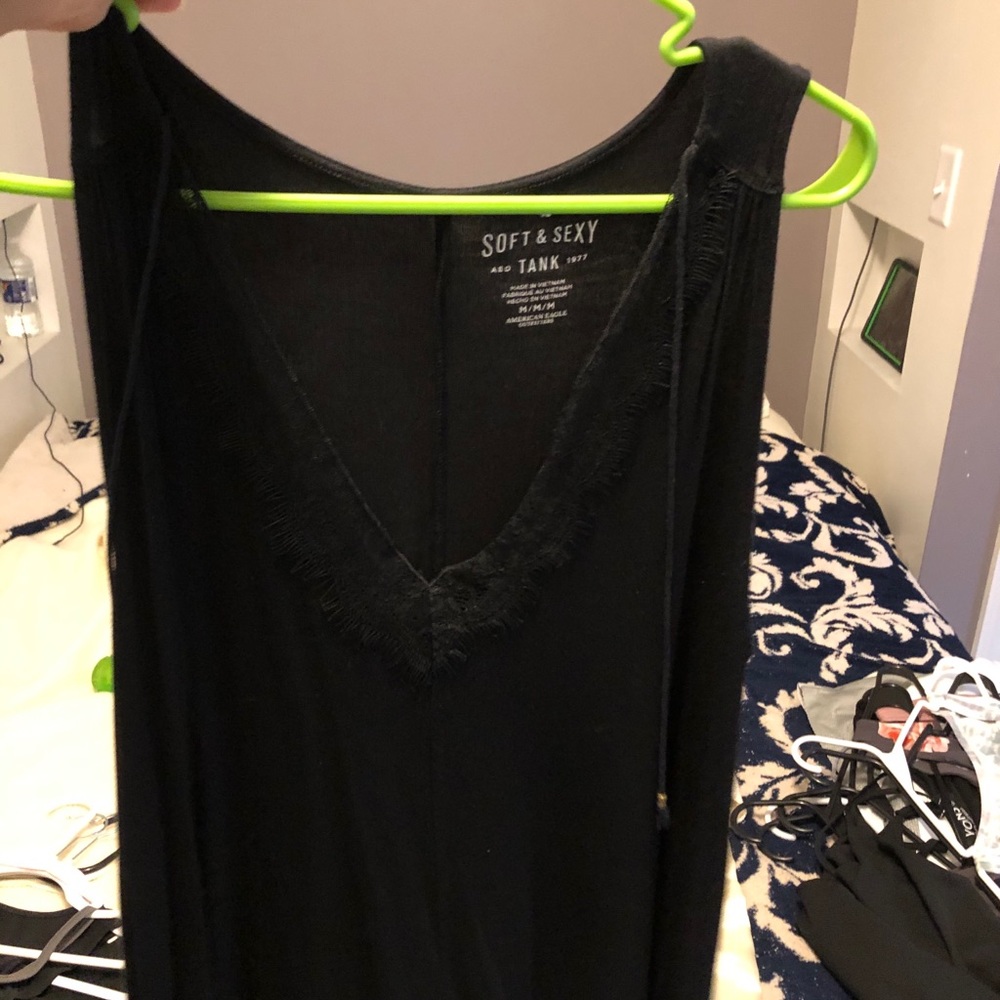 Super soft tank from American eagle size Med.